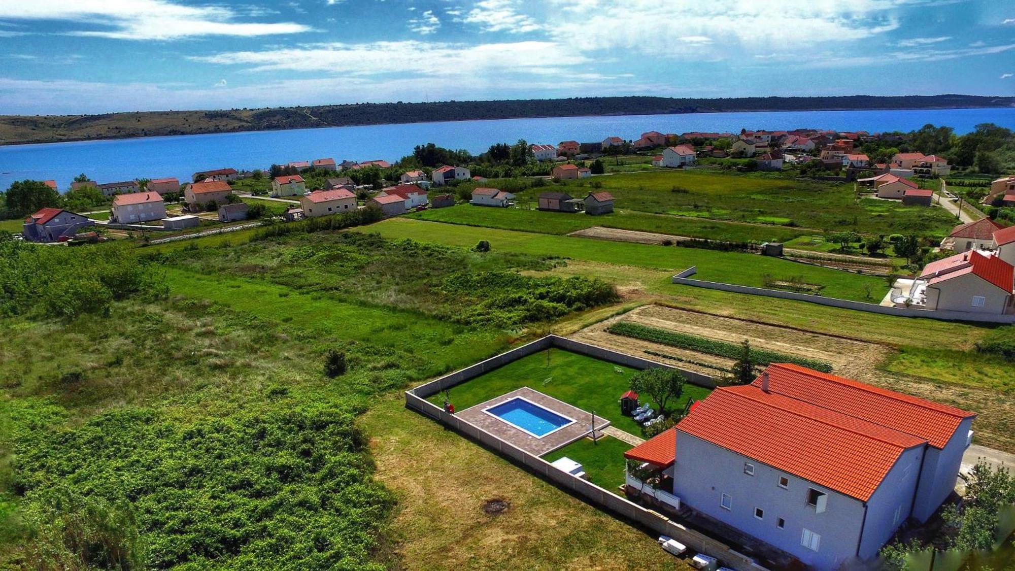 House Rose With Garden And Pool Villa Ljubac  Exterior photo